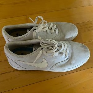 nike sb sneakers